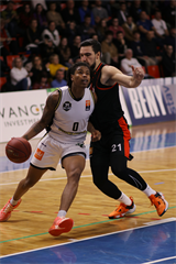 18. Kolo Niké SBL: BC Prievidza - BC Komárno 71:79 (foto: Ladislav Szibilla)