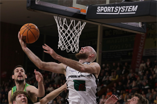 13. Kolo Niké SBL: BC Prievidza - Patrioti Levice 81:82 (foto: Ladislav Szibilla)	