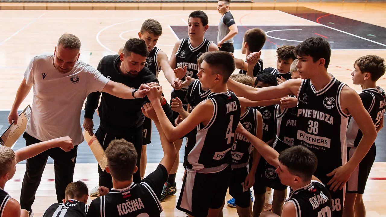 Prievidzská mládež rozšírila medailovú zbierku 1 prievidza basketbal