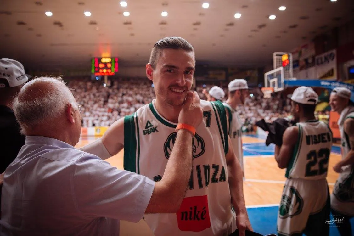Igor Marič: Fanúšikovia Prievidze budú vždy číslo jeden v mojom srdci 1 472088974 10160870574593106 325285485136315275 n