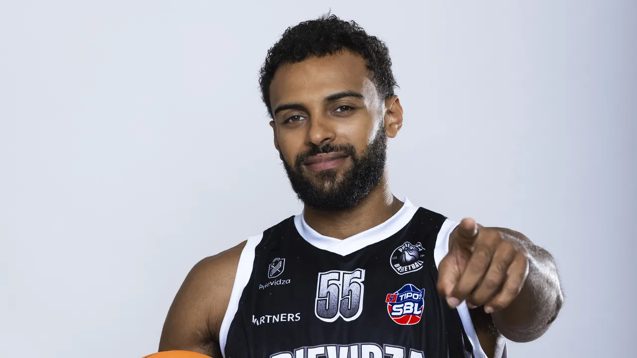 Jaaden Lewis je už oficiálne slovenským hráčom! 1 jaaden lewis