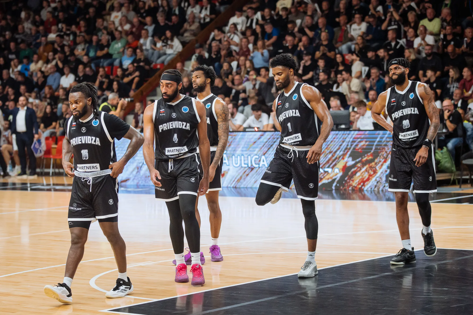 Ligová premiéra na domácej palubovke prinesie reprízu štvrťfinálového súboja 1 cibona 305 34387