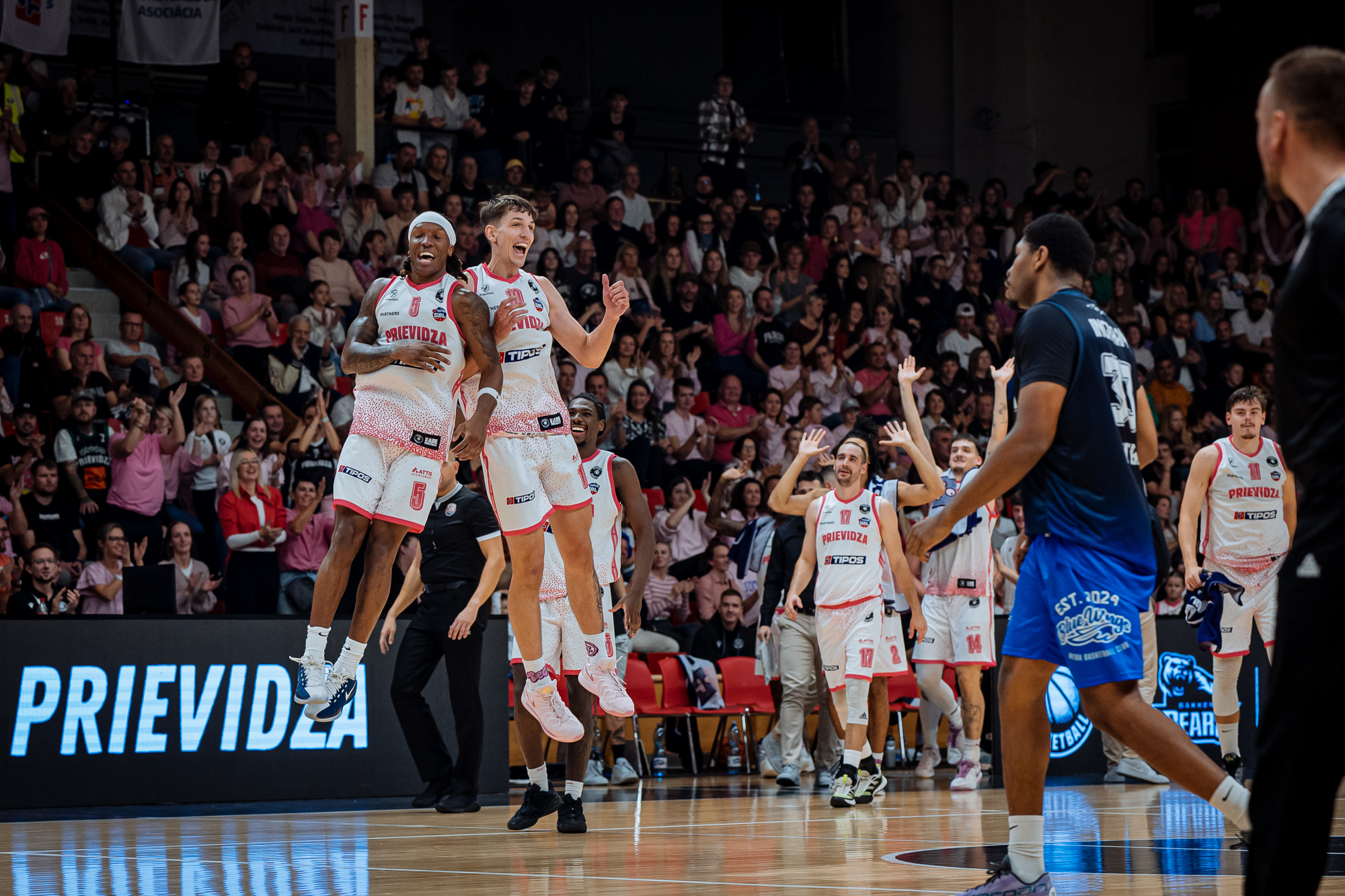 Ružový uragán priniesol 122 bodov 0J5A6255